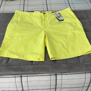 NWT Men’s Vineyard Vines Classic Fit 9” breaker shorts size 36